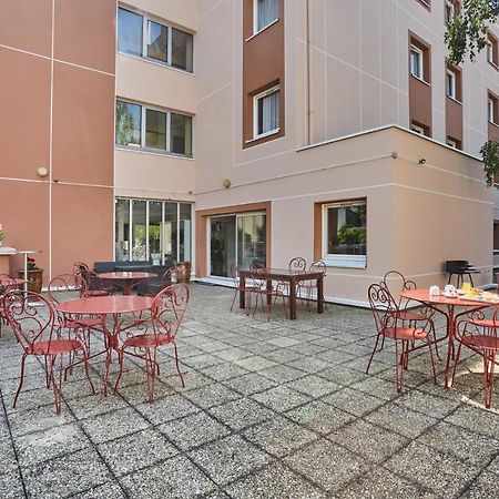 Hotel Cinepole - Proche Paris Joinville-le-Pont Ngoại thất bức ảnh